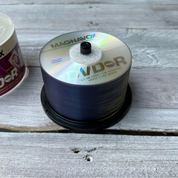 Magnavox DVD-R 50 Disc Pack 4.7 GB Data 120 mins Video 1-16X Speed Open Has 49 - Picture 3 of 4
